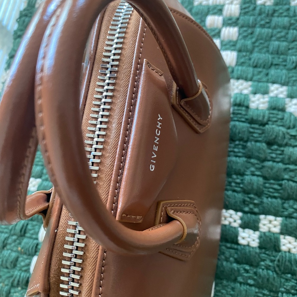 Givenchy Tan Mini Antigona Bag Structured Elegance - Picture 7 of 9